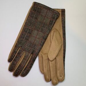 NWOT London Fog Plaid Gloves